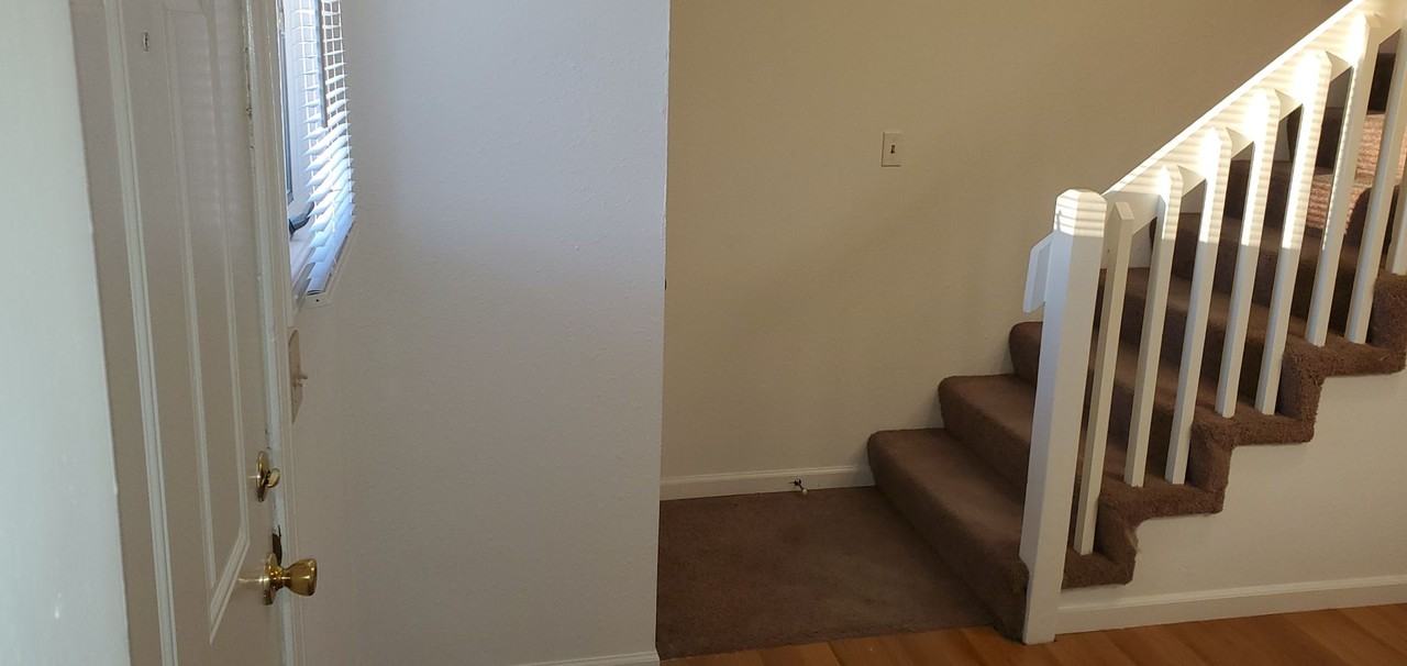 437 Foxfire Dr - Photo 2 of 16