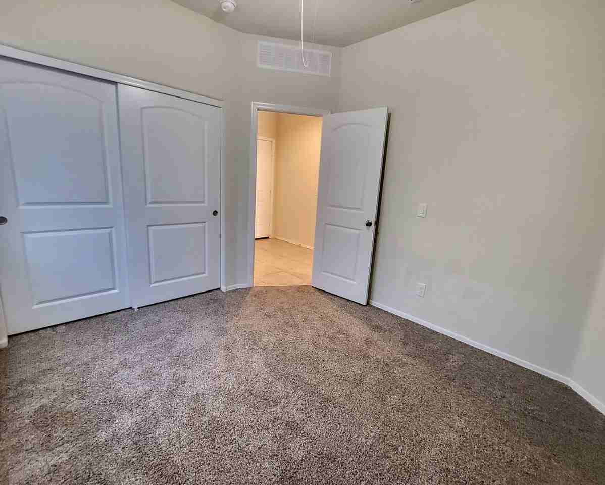 11571 E Verbina Ln - Photo 6 of 33