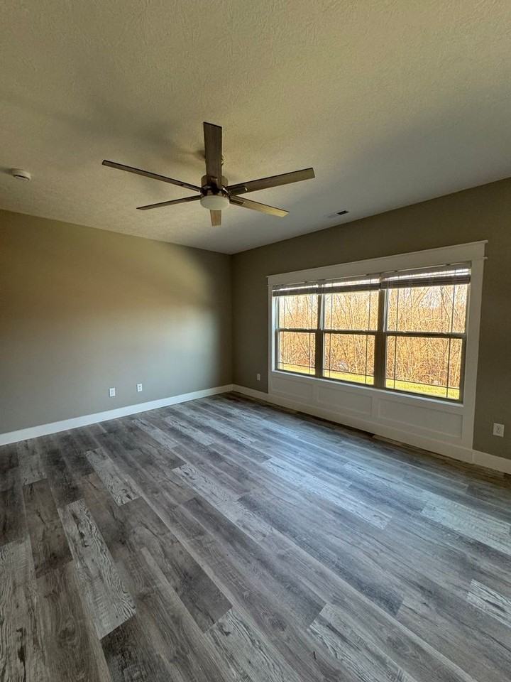 2509 Yeoman Ln - Photo 7 of 32