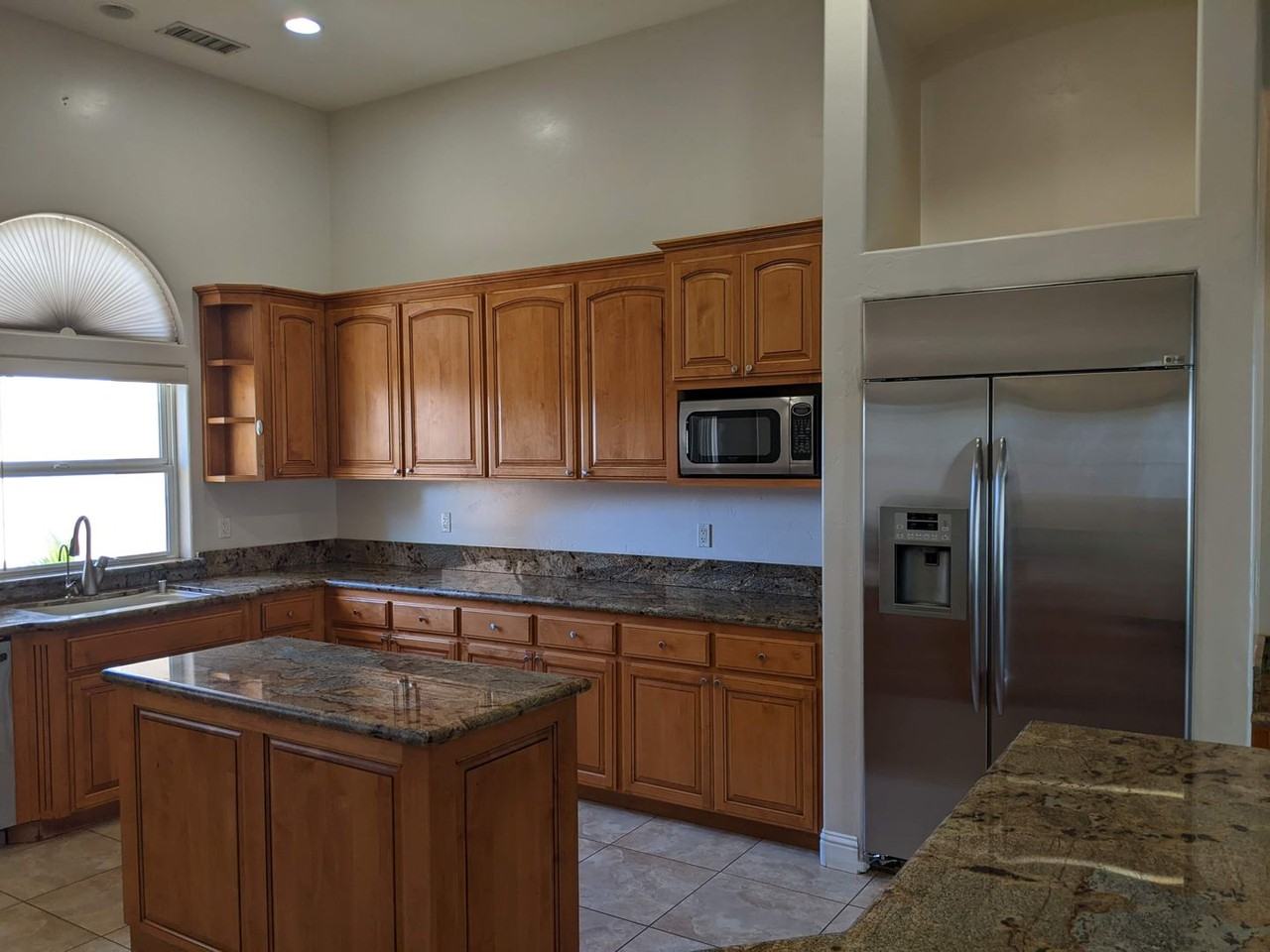 11550 S Henderson Rd - Photo 3 of 34