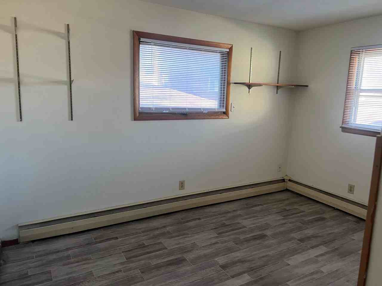 815 Charles St - Photo 2 of 7