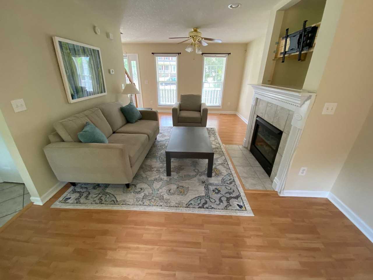 1305 Ujamaa Dr - Photo 4 of 29