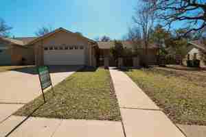 featured image of 10705 Doering Ln