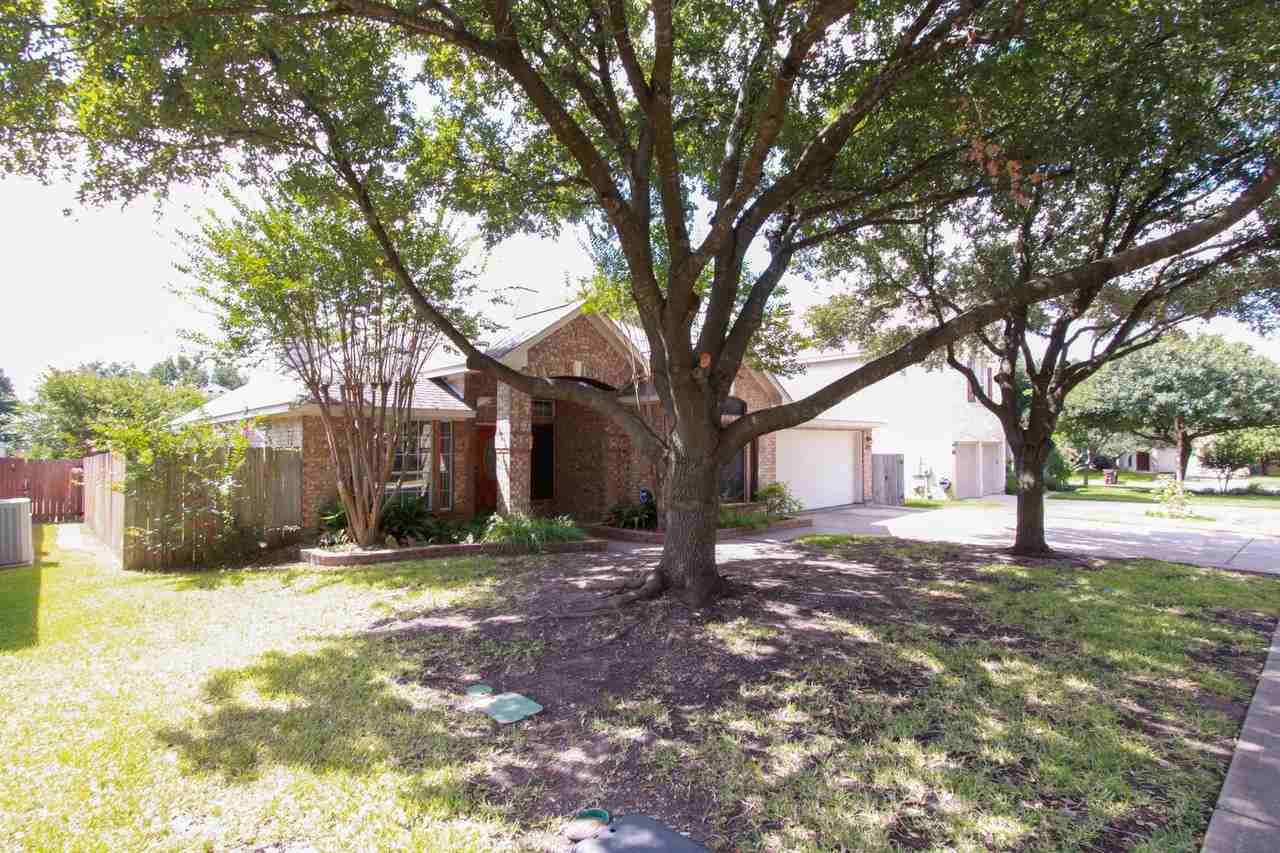 4023 Galena Hills Dr - Photo 3 of 43