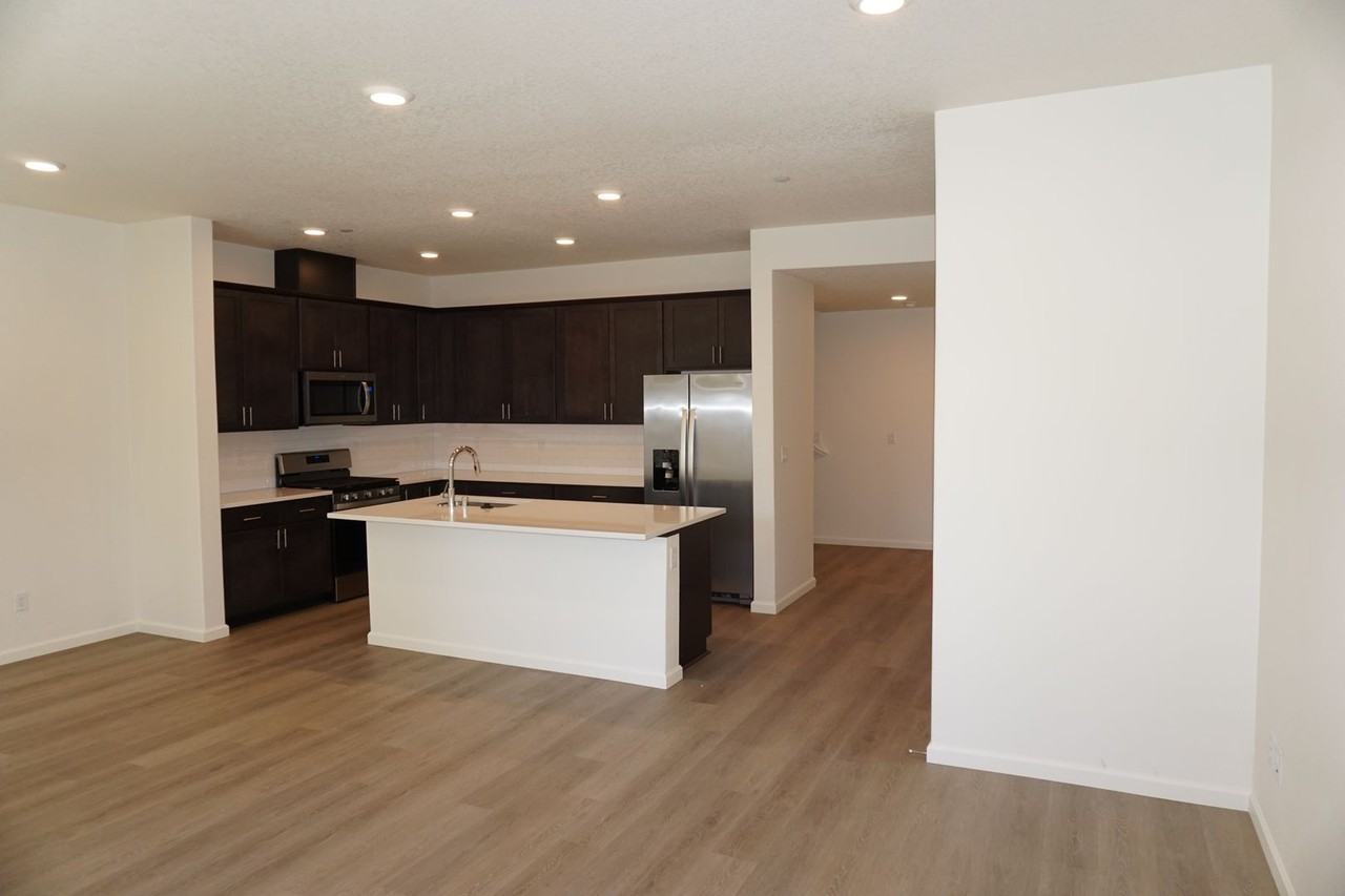 11404 Ne 127th Ct - Photo 5 of 34