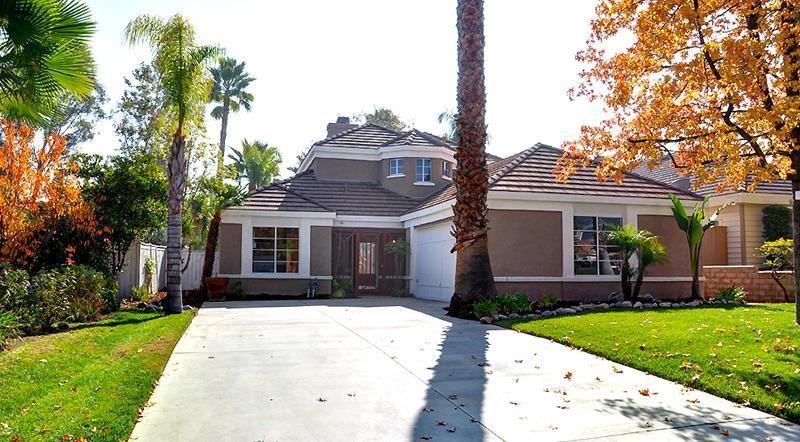 37527 Vineyard Knoll Dr - Photo 3 of 9