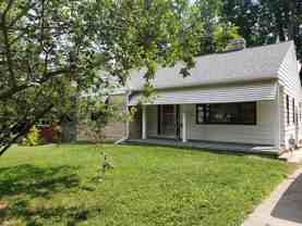205 S Hillsdale Dr - Photo 1 of 1