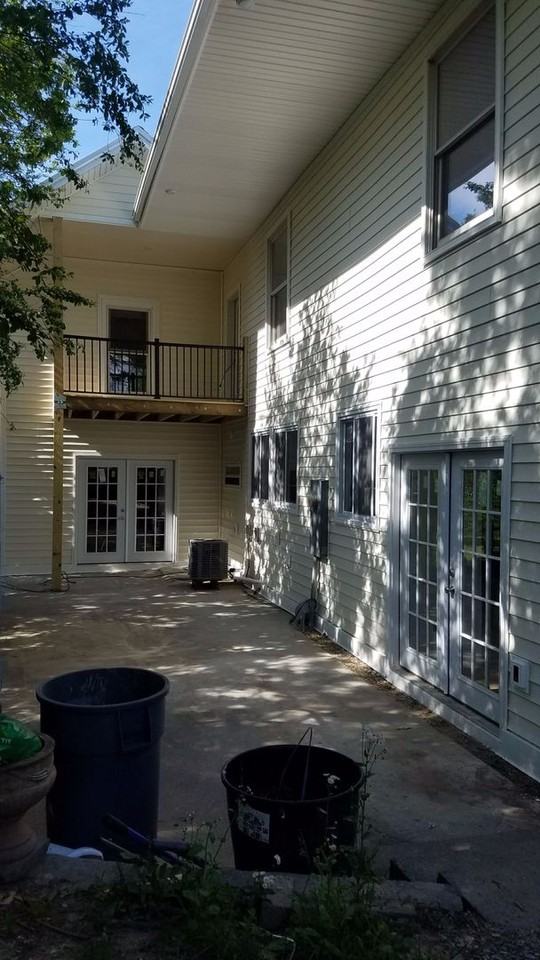 1501 Downey St - Photo 3 of 18