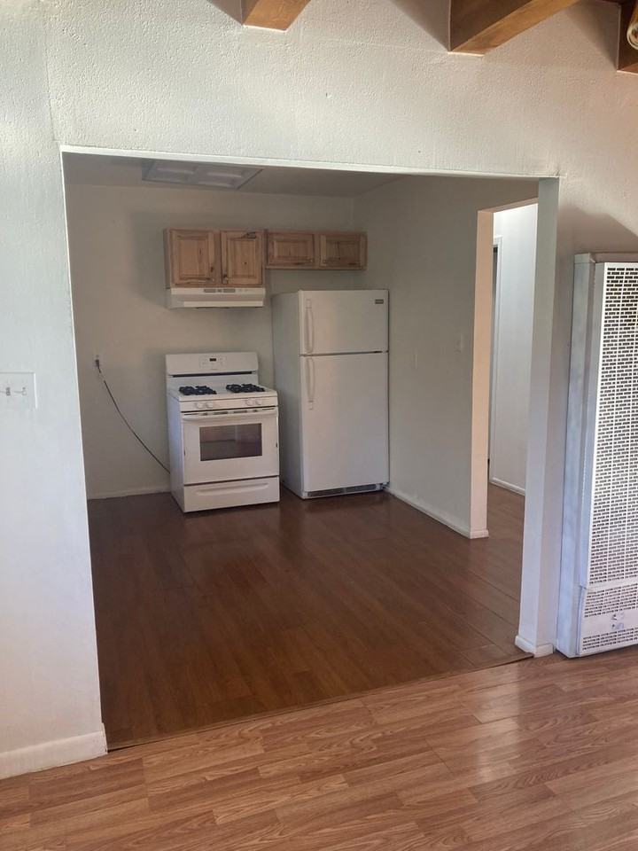 406 Griffin St #A - Photo 7 of 22