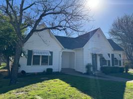 featured image of 309 S Alamo St