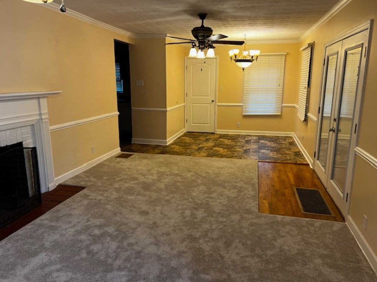 808 Ray Ave - Photo 4 of 12