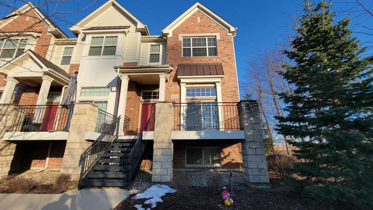 1550 Lakeridge Ct