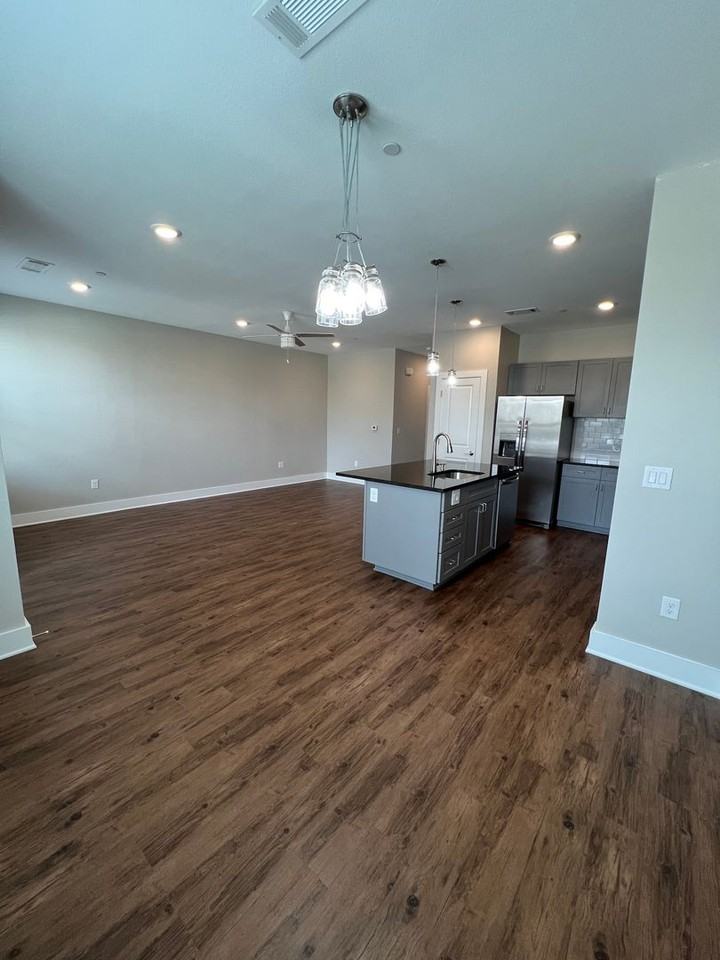 3612 Aaron Pl - Photo 3 of 16