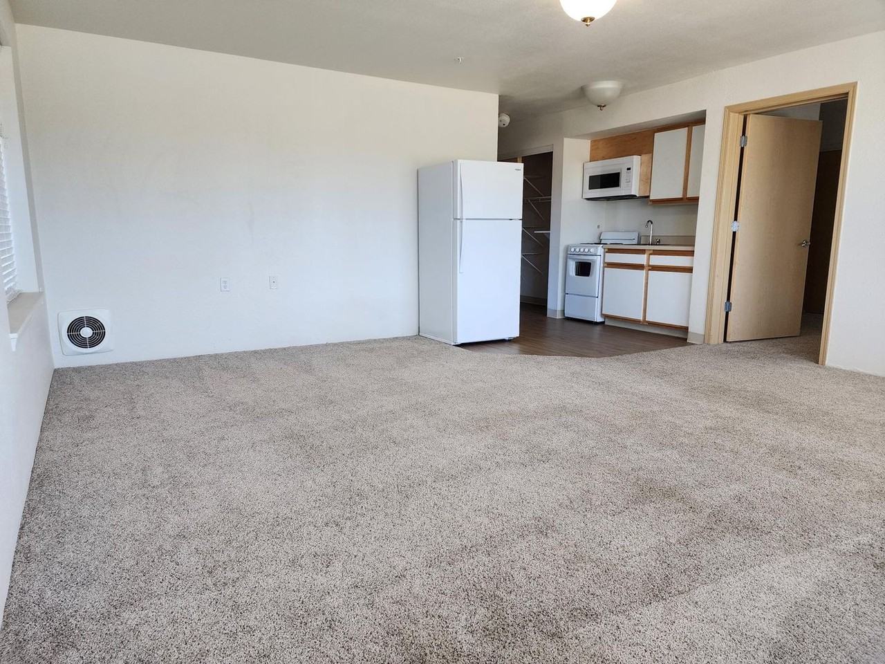 Paradise Boutique Apartments - Photo 6 of 19
