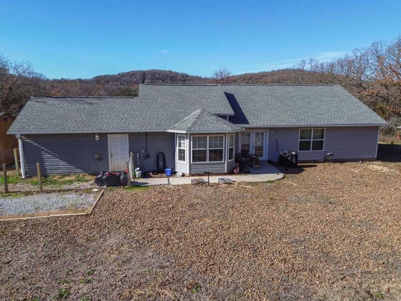 19206 E Black Oak Rd - Photo 3 of 28
