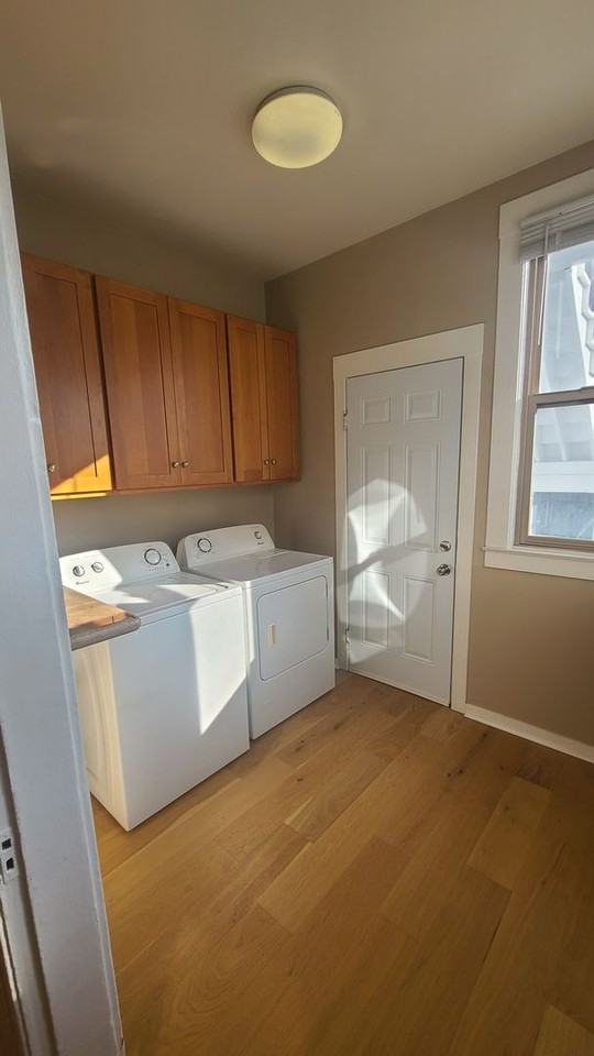 445 Chestnut St - Photo 3 of 29