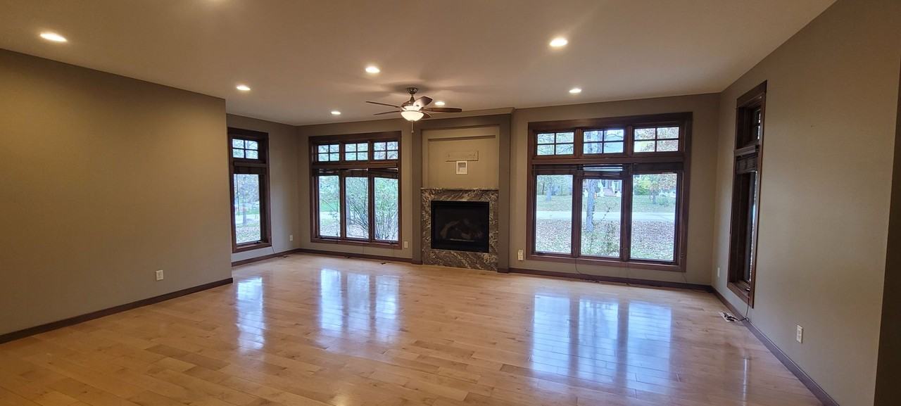 625 Robin Ln Sw - Photo 2 of 25