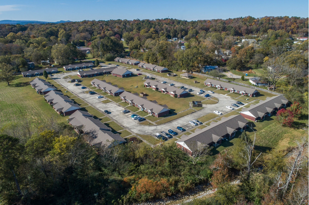 311 7th Ct N - Photo 2 of 27