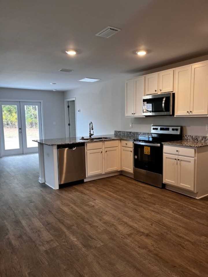 11 Hay Field Ct - Photo 2 of 12