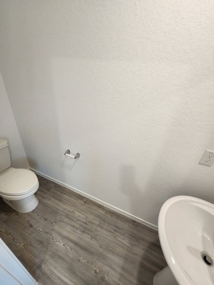 6013 Companion Loop - Photo 5 of 46