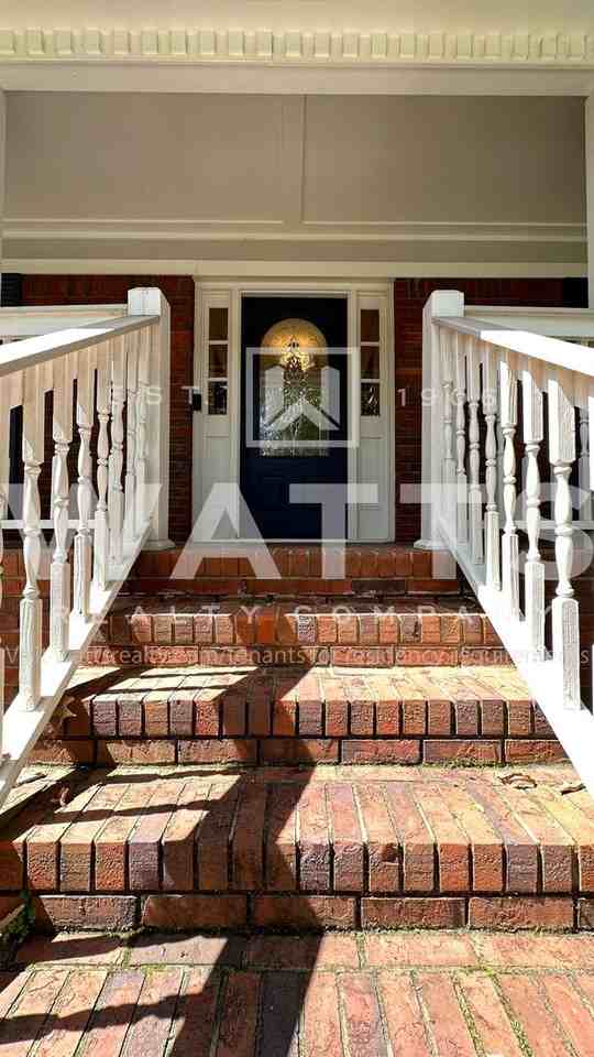 4854 Pinedale Way - Photo 3 of 50