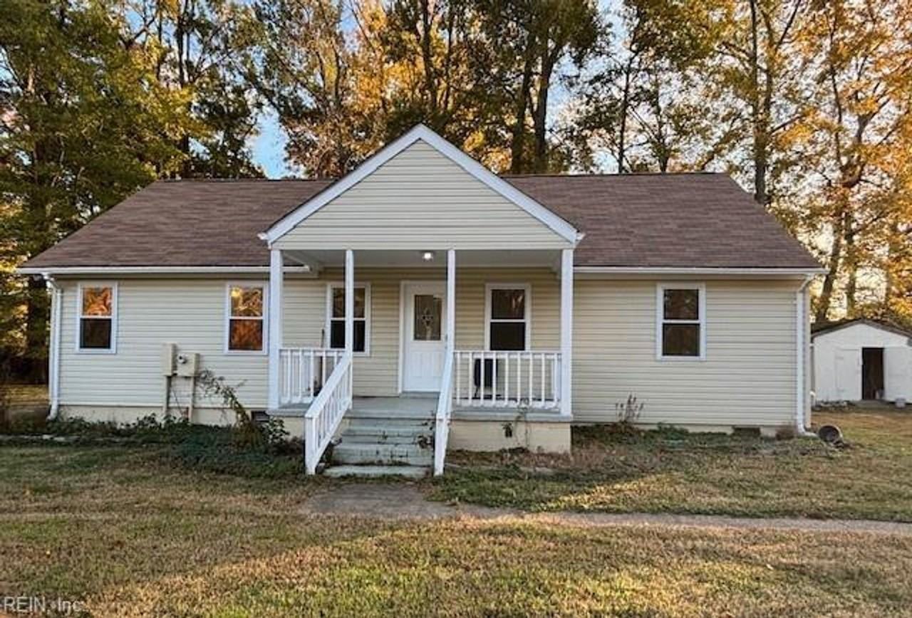 1122 Winburne Ln - Photo 2 of 31