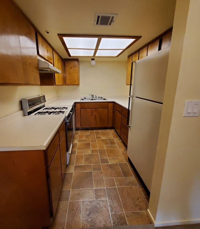 2225 Exposition Dr #21 - Photo 3 of 5