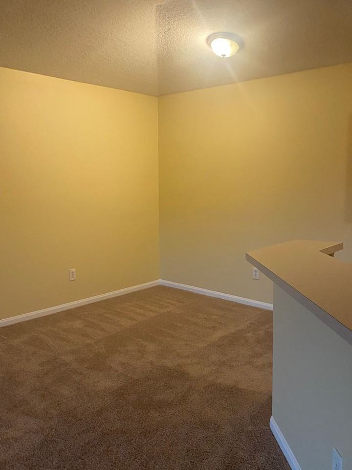 6506 Swissco Dr - Photo 5 of 19