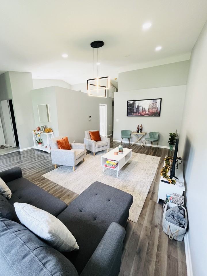 1312 Huntington Dr #NA - Photo 3 of 24