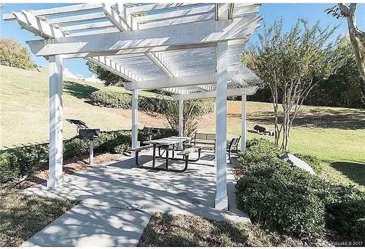 11272 Hyde Pointe Ct - Photo 6 of 15