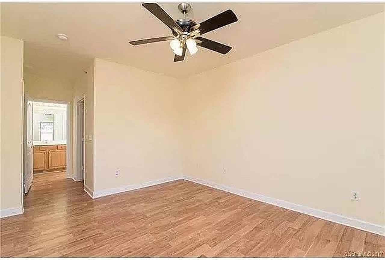 11272 Hyde Pointe Ct - Photo 7 of 15