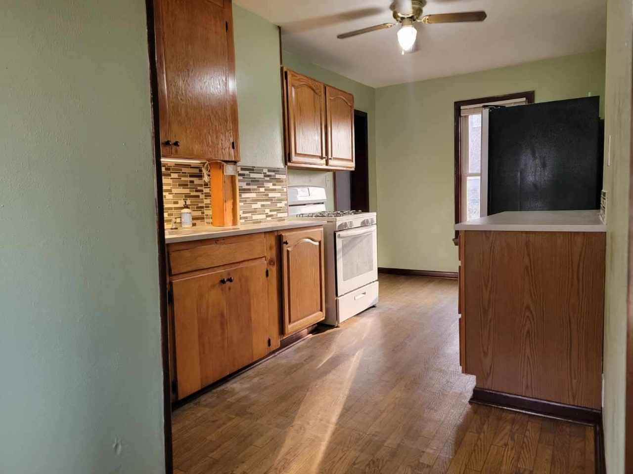 20 E Courtney St - Photo 2 of 7