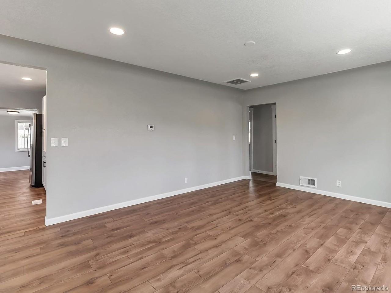 1655 Oakland Street - Photo 6 of 15