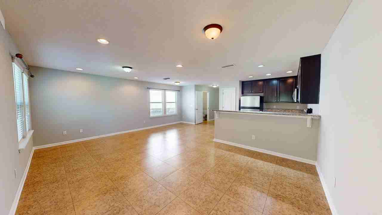 464 Walnut Dr - Photo 3 of 25