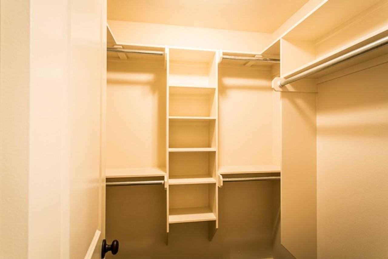 800 Brad Cir - Photo 5 of 48