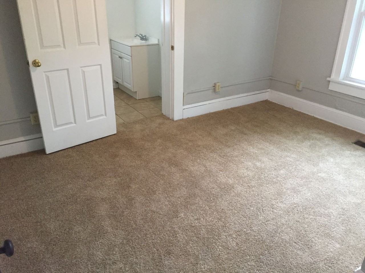 104 Madison St - Photo 7 of 22