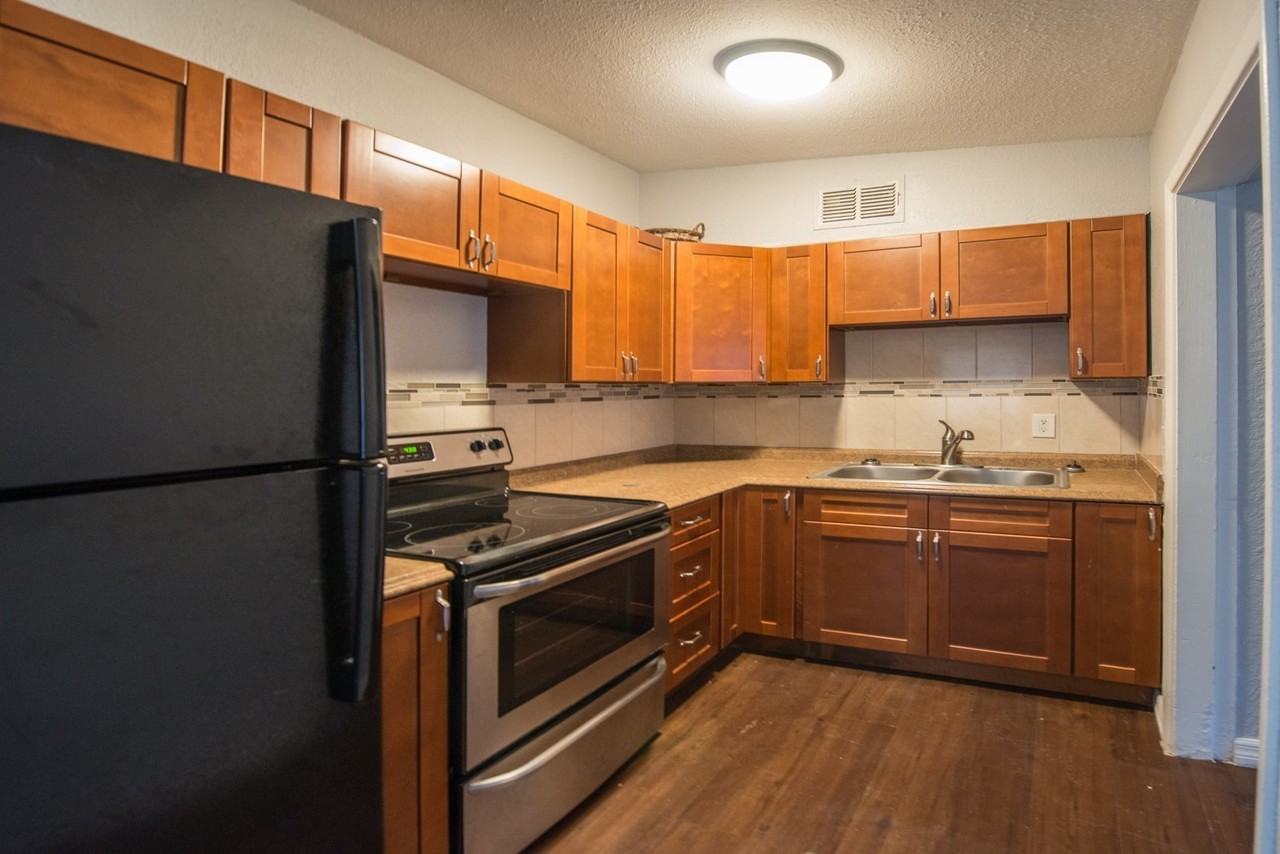 7133 Adare Dr - Photo 2 of 6