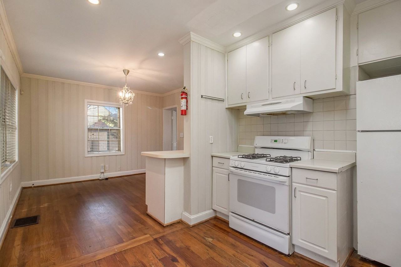 2026 N Decatur Rd Ne - Photo 5 of 24