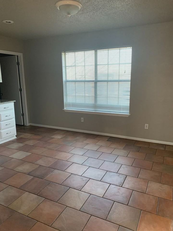 6898 Michael Rd - Photo 3 of 10