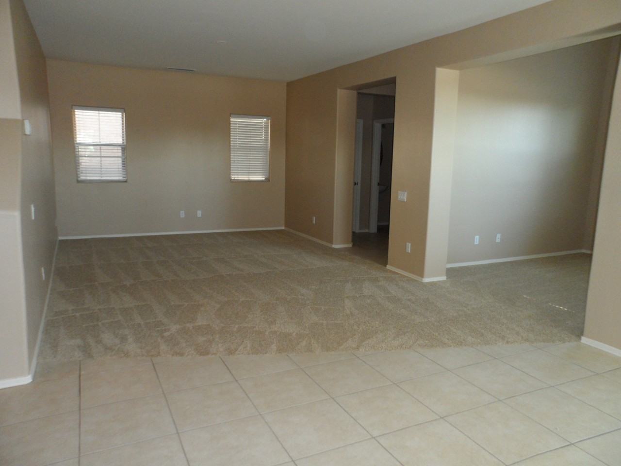 2413 N 83rd Dr - Photo 6 of 19