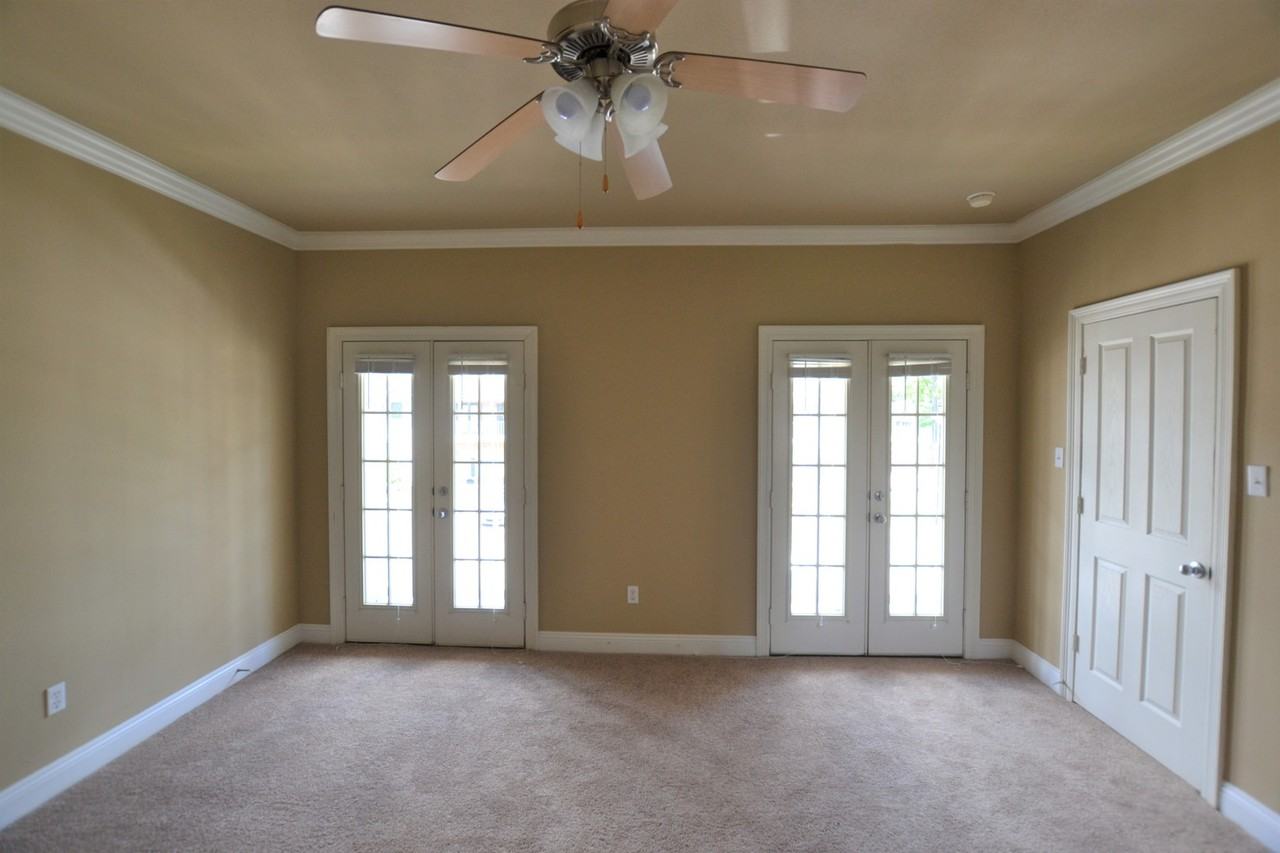 2117 Cypress Hall Aly - Photo 2 of 29