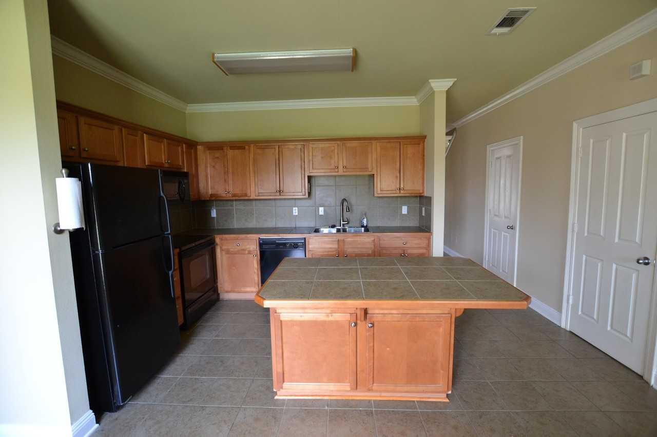 2117 Cypress Hall Aly - Photo 5 of 29