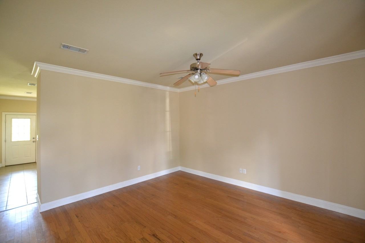 2117 Cypress Hall Aly - Photo 6 of 29