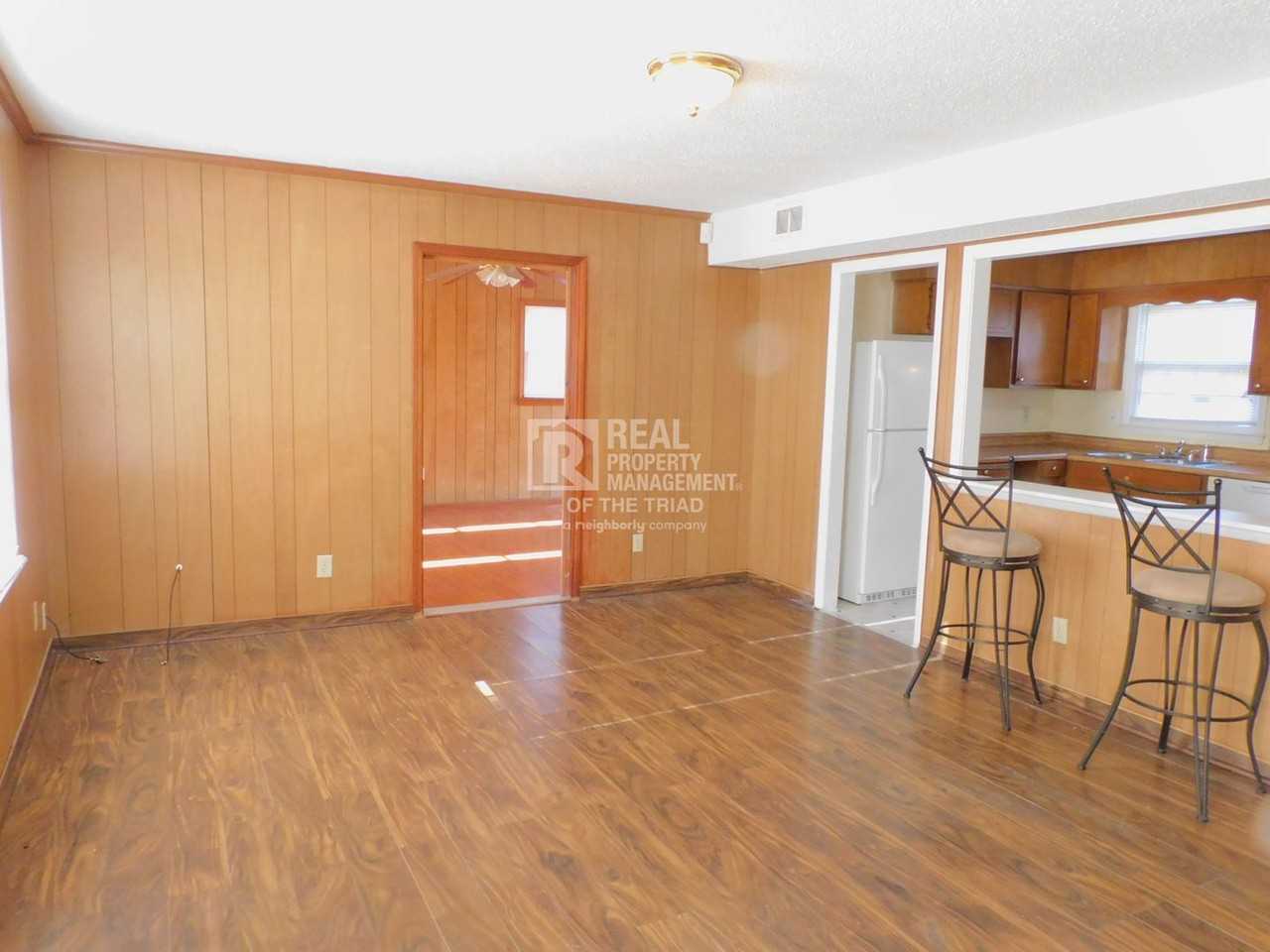 2501 Four Seasons Blvd - Photo 3 of 21