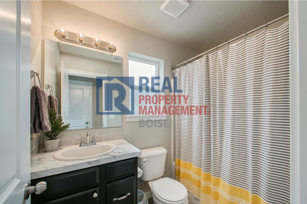 12087 W Soapstone Dr - Photo 7 of 7