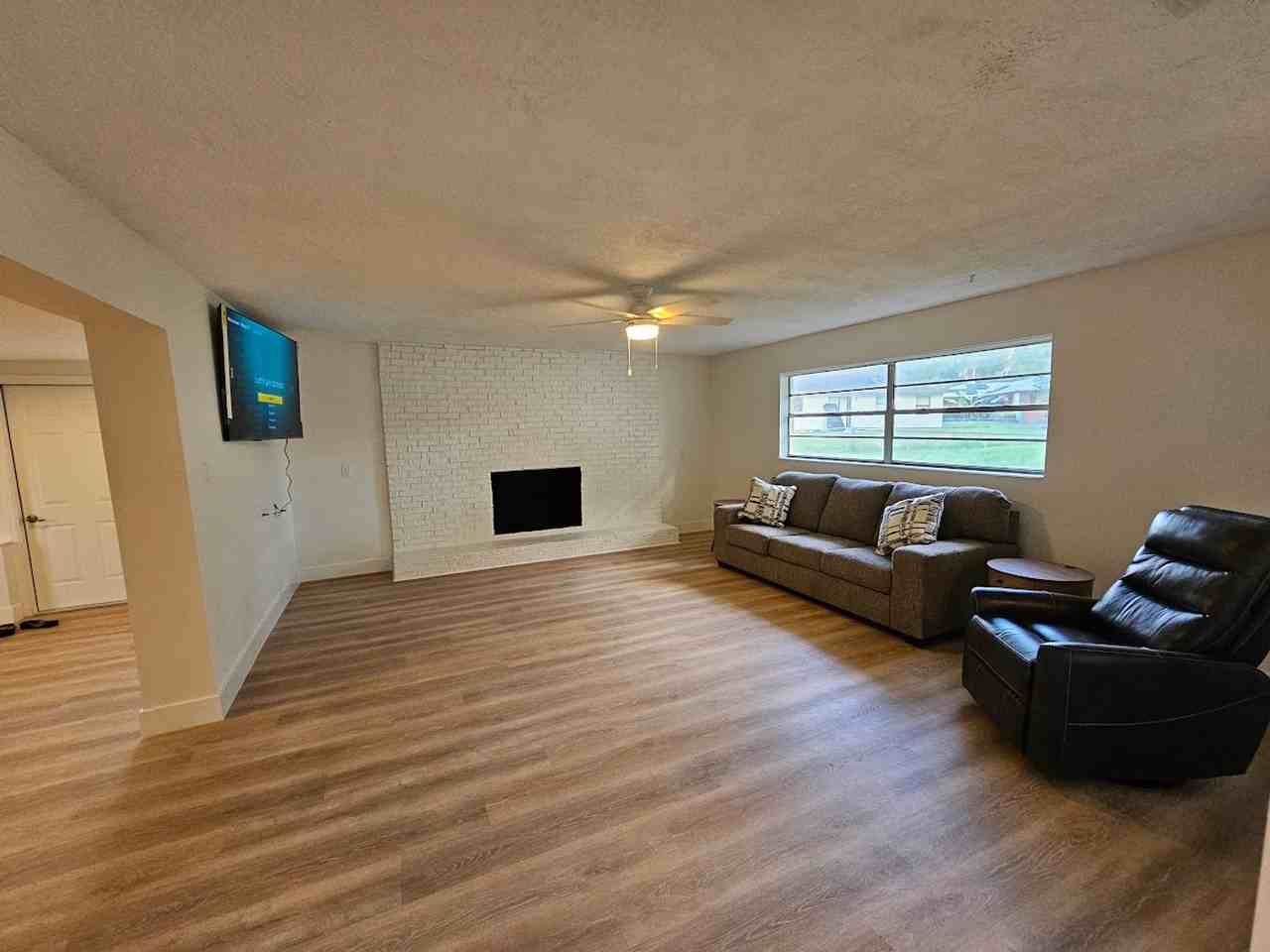 10765 W Spring Cir - Photo 2 of 48