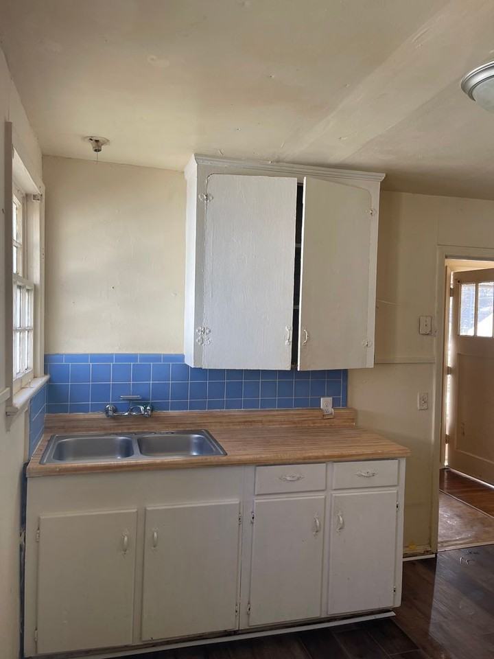 3612 Michigan Blvd - Photo 3 of 3