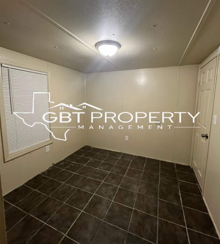 136 Lcr 445 - Photo 3 of 6