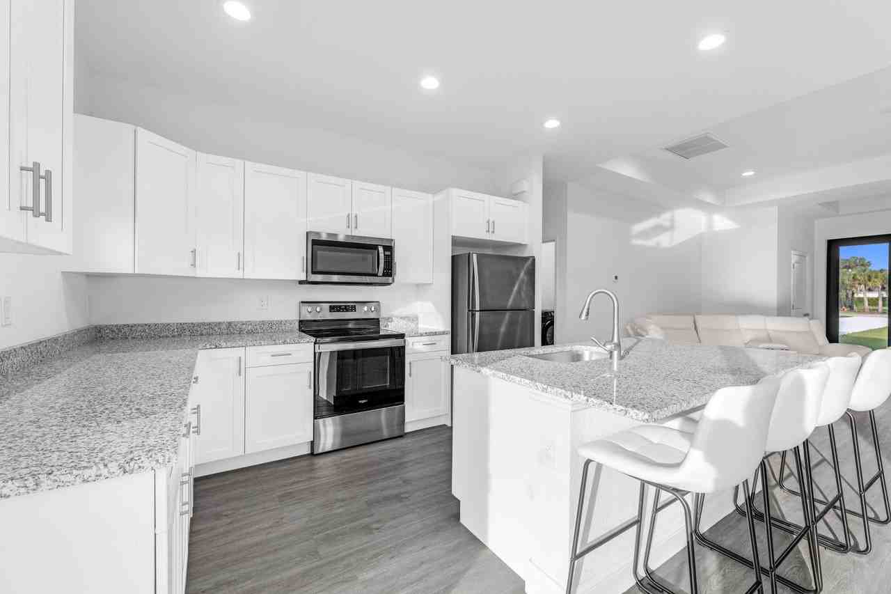 2801 Nancy Dr - Photo 6 of 19