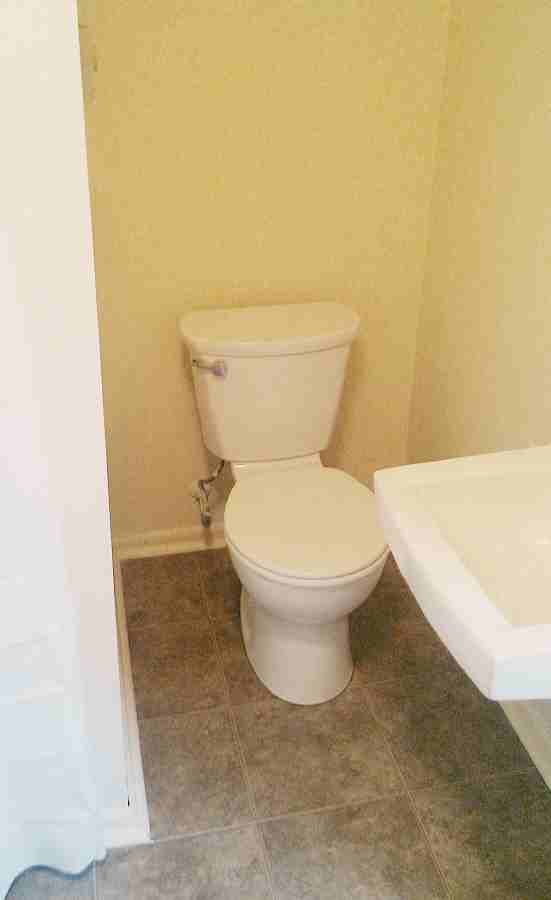 365 1/2 Saint Paul St - Photo 5 of 6